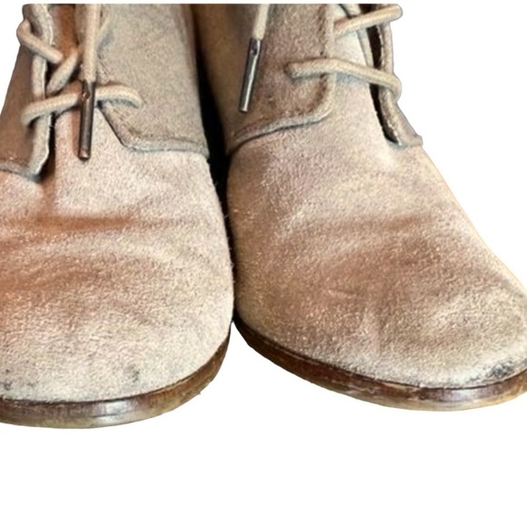 Toms Tan Block Heel Ankle Bootie Boots Size 8 ties Vegan Suede Heeled Beige - Picture 4 of 9